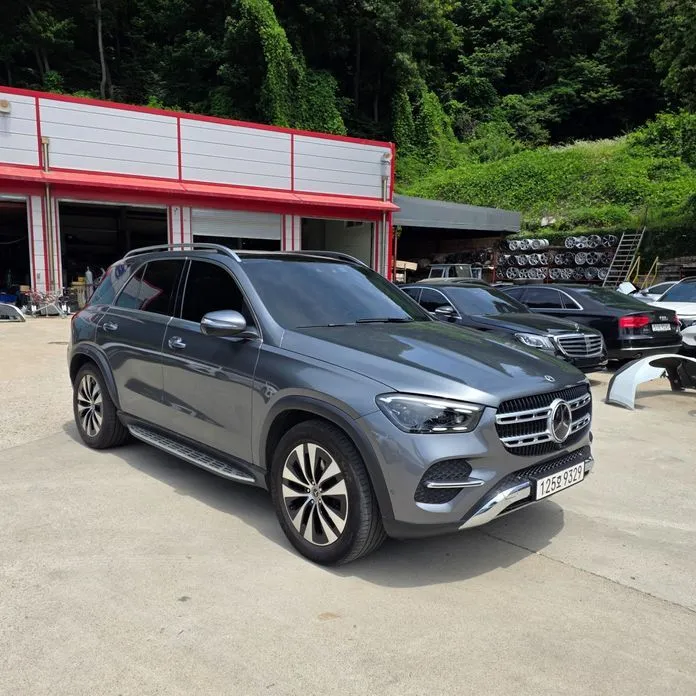 Mercedes-Benz GLE-Class — фото 9