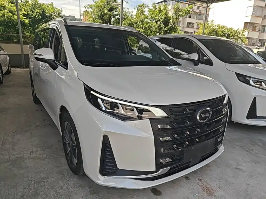 GAC Motor Trumpchi M6 — фото 10