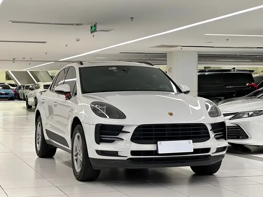 Porsche Macan — фото 10