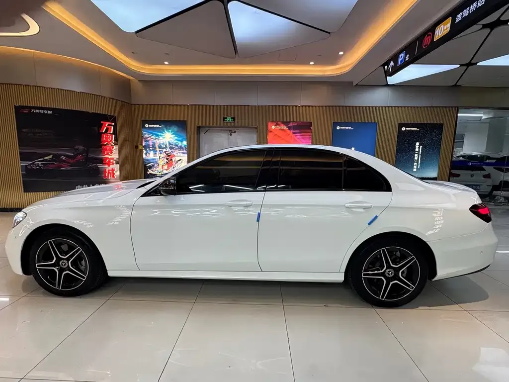 Mercedes-Benz E-Class (Import) — фото 5