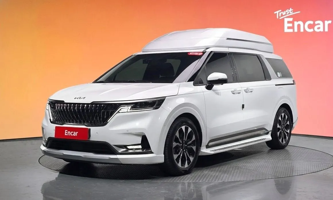 Kia Carnival — фото 1