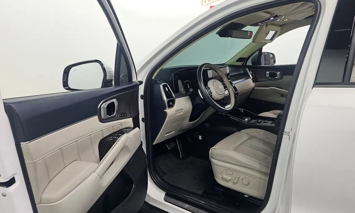 Kia Sorento — фото 7