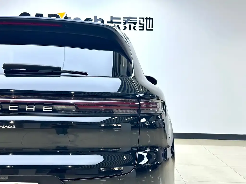 Porsche Cayenne — фото 4