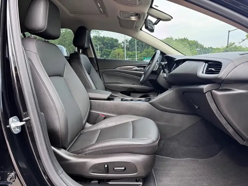 Buick Regal — фото 7