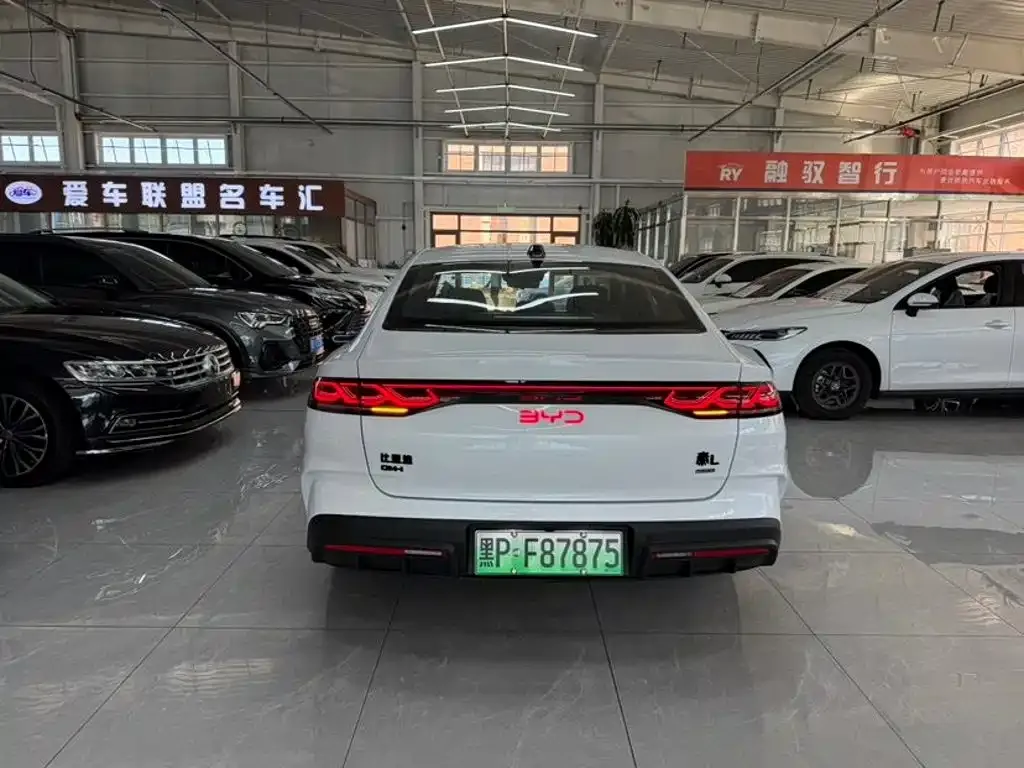 BYD Qin L — фото 3