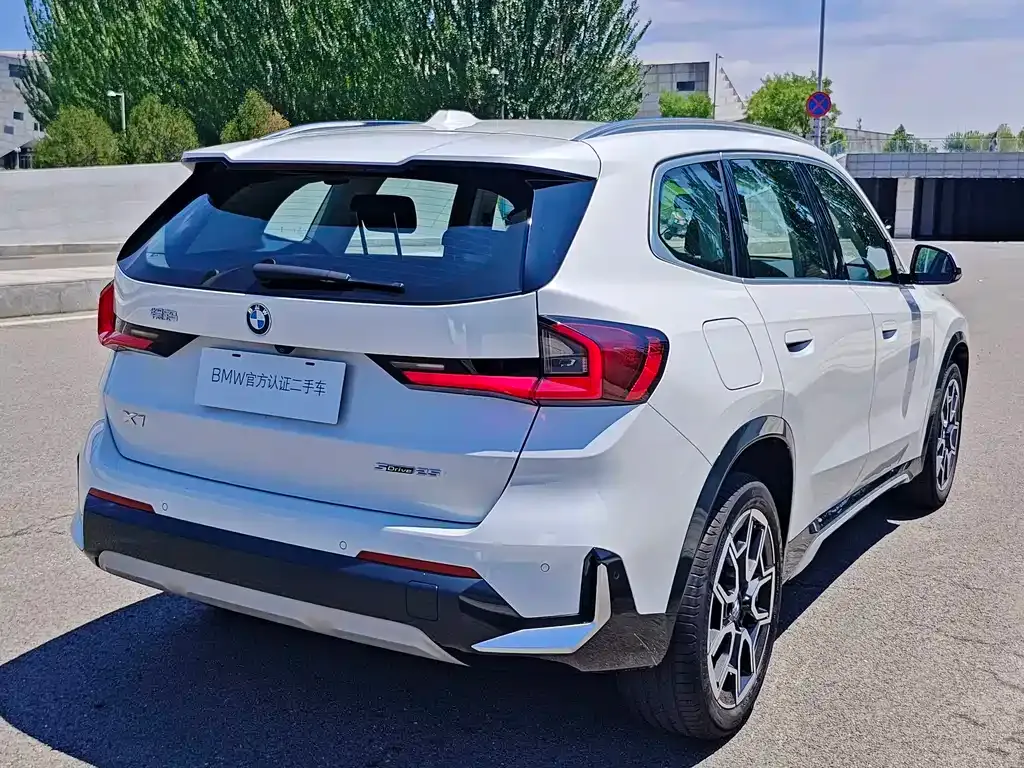 BMW X1 — фото 10