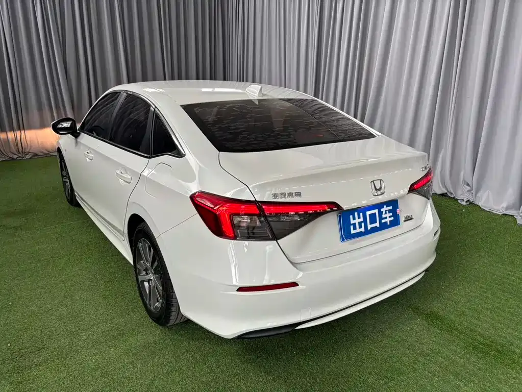 Honda Civic — фото 5
