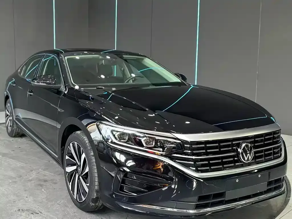 Volkswagen Passat — фото 6