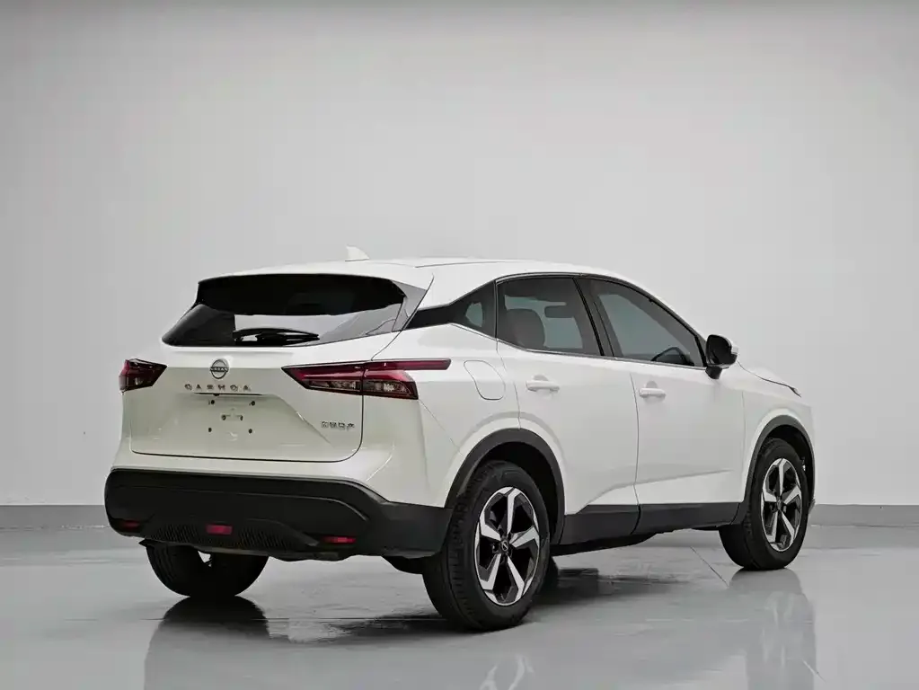 Nissan Qashqai — фото 9