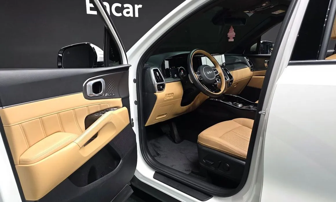Kia Sorento — фото 8