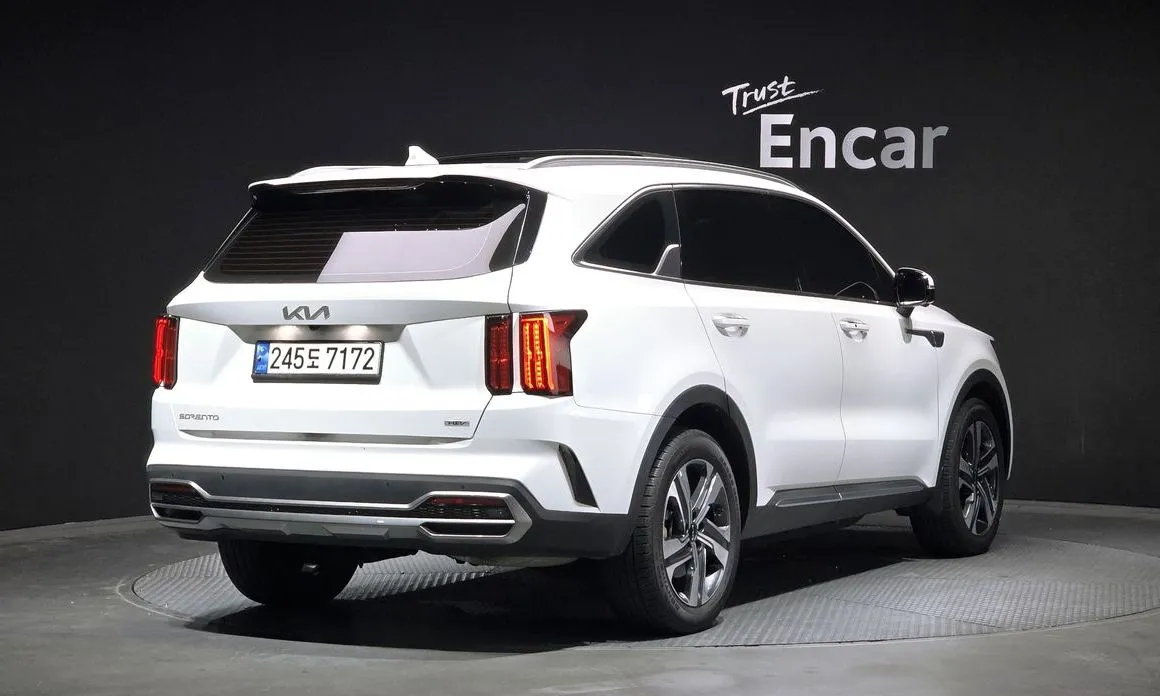 Kia Sorento — фото 7