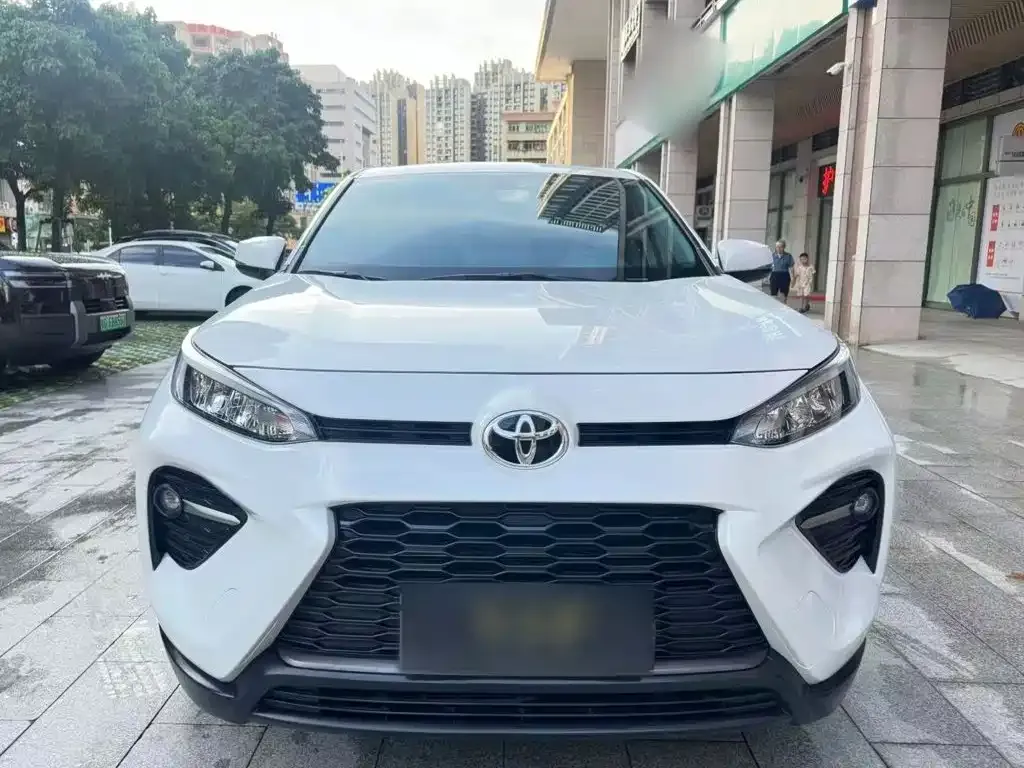 Toyota Wildlander — фото 5
