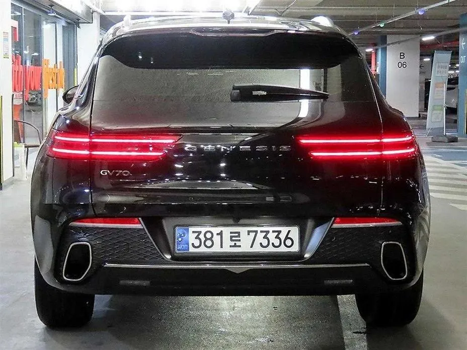 Genesis GV70 — фото 10