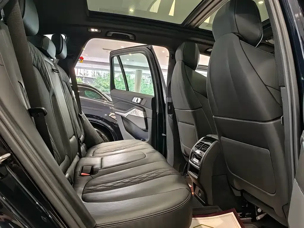 BMW X5 (Import) — фото 10