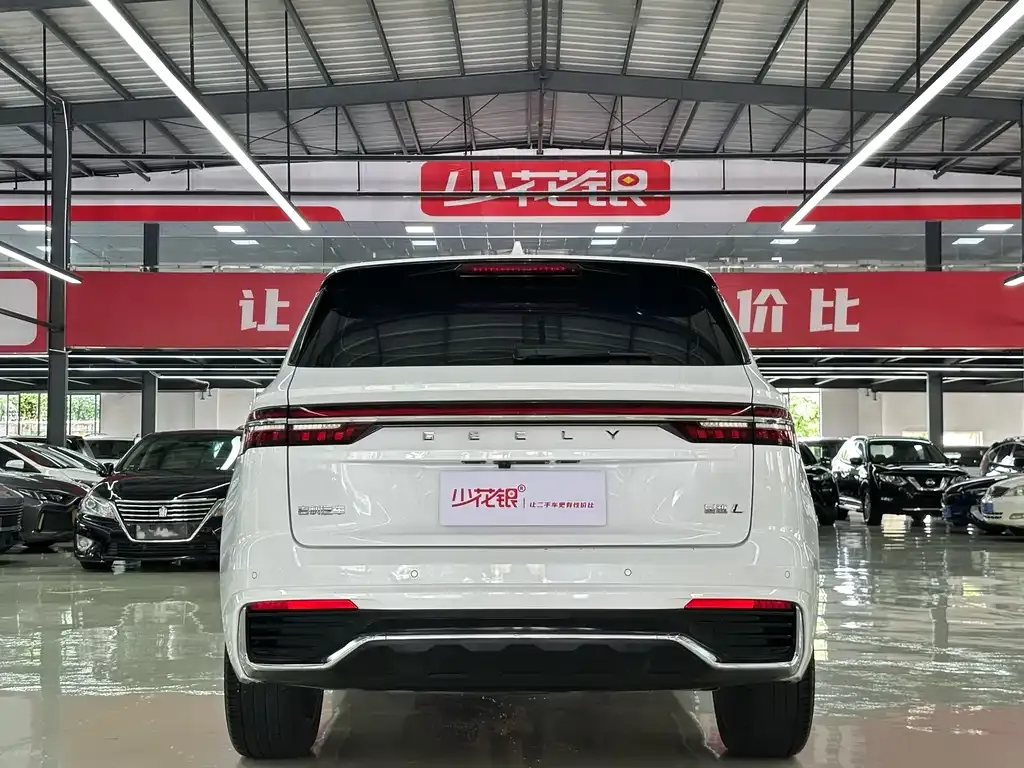 Geely Xingyue L — фото 8
