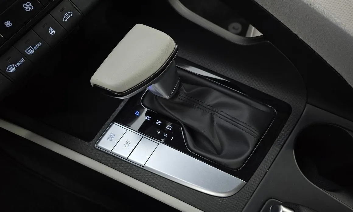 Hyundai AVANTE 2021 из KR, фото 7