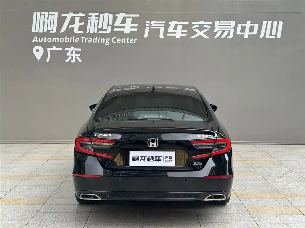 Honda Accord — фото 4