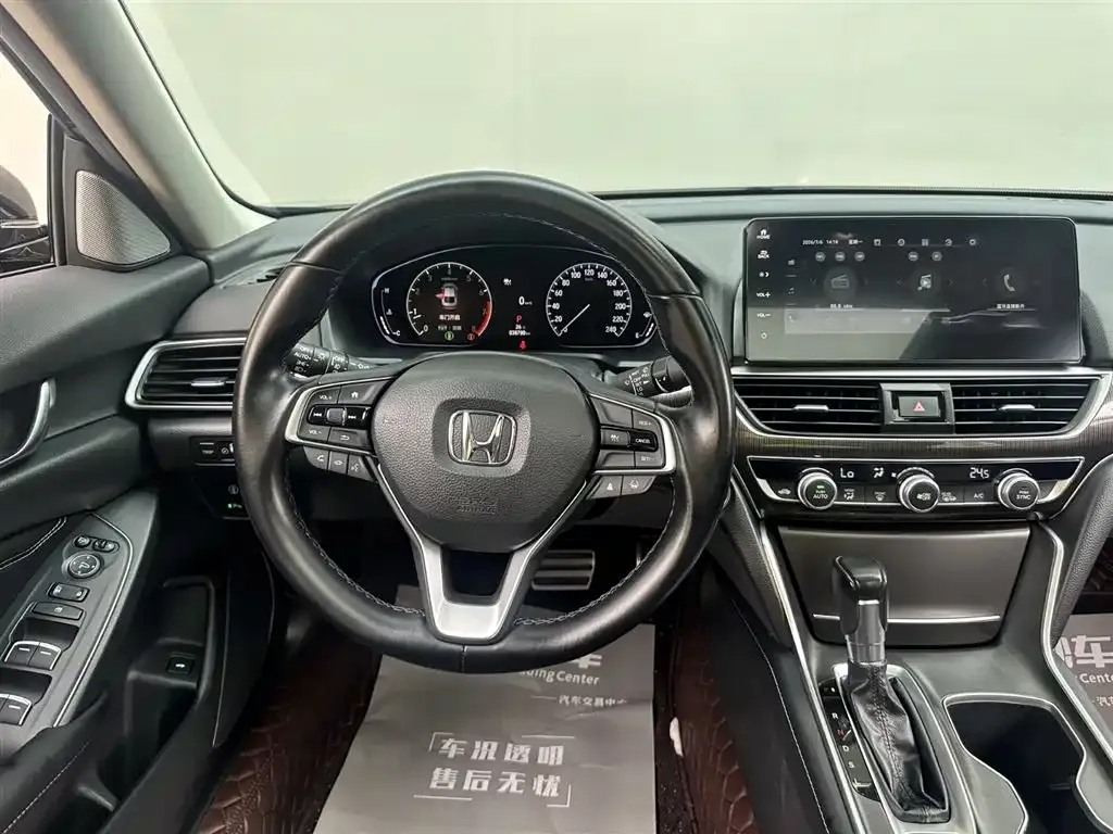 Honda Accord — фото 9