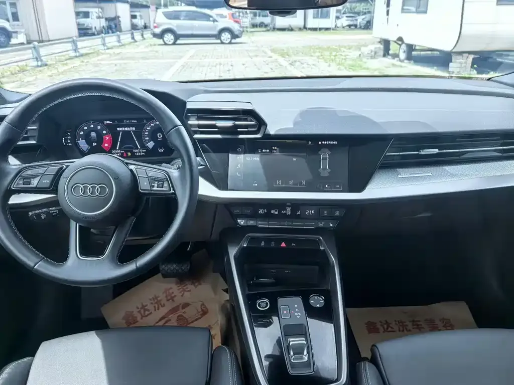 Audi A3 — фото 2