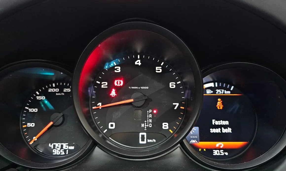 Porsche Macan 2021 из KR, фото 10