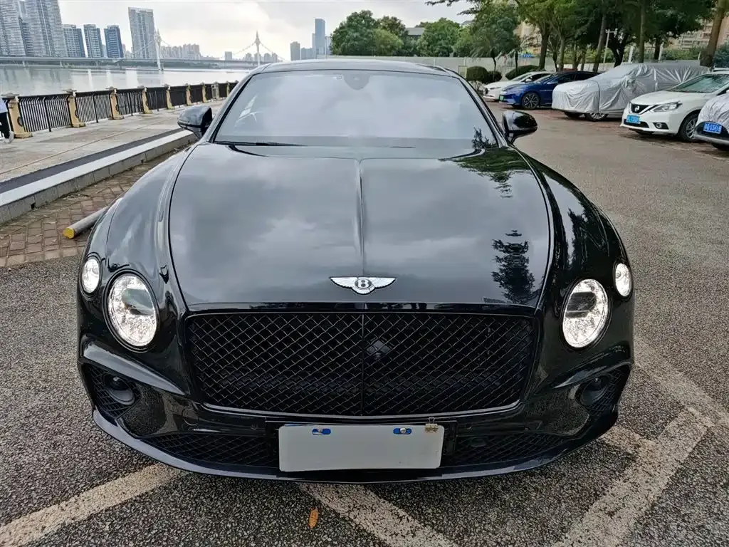 Bentley Continental — фото 8