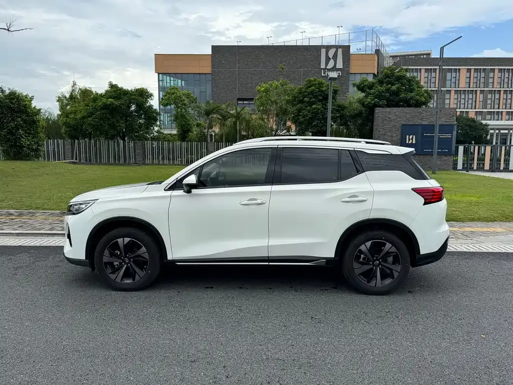 GAC Motor Trumpchi GS4 — фото 10