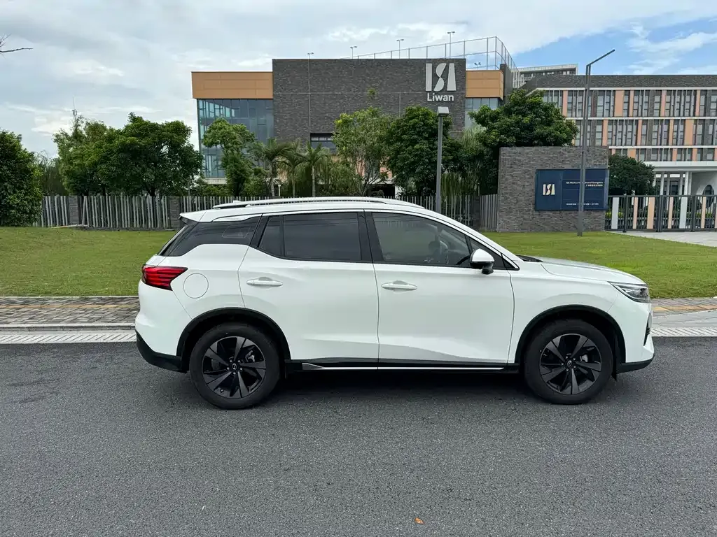 GAC Motor Trumpchi GS4 — фото 6