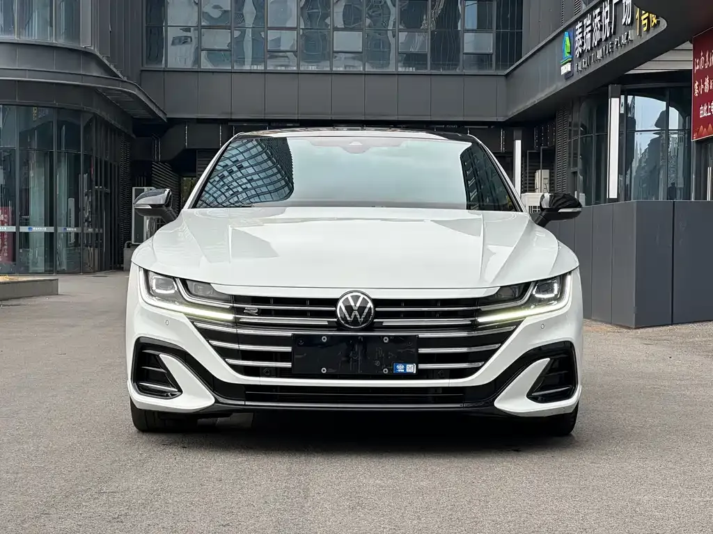 Volkswagen CC — фото 6
