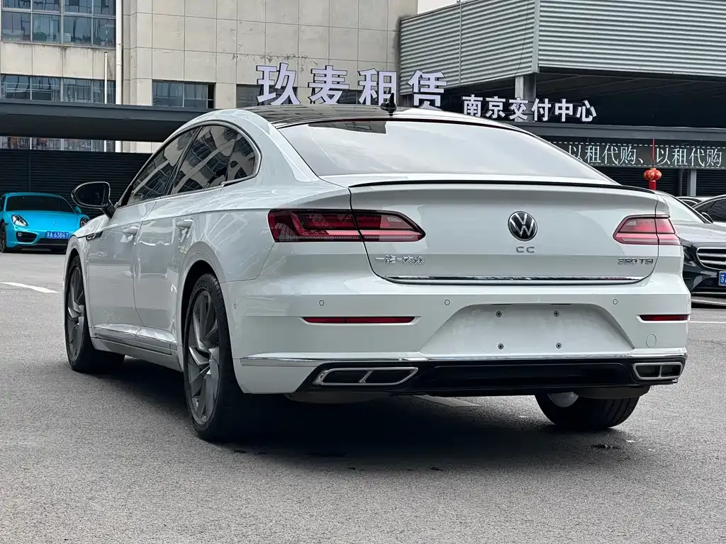 Volkswagen CC — фото 9