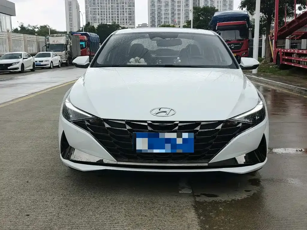 Hyundai Elantra 2023 из CN, фото 7