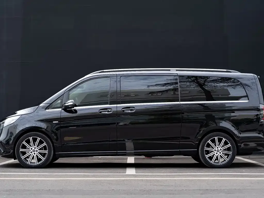 Mercedes-Benz V-Class — фото 4