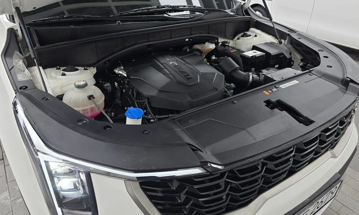 Kia Sorento — фото 9