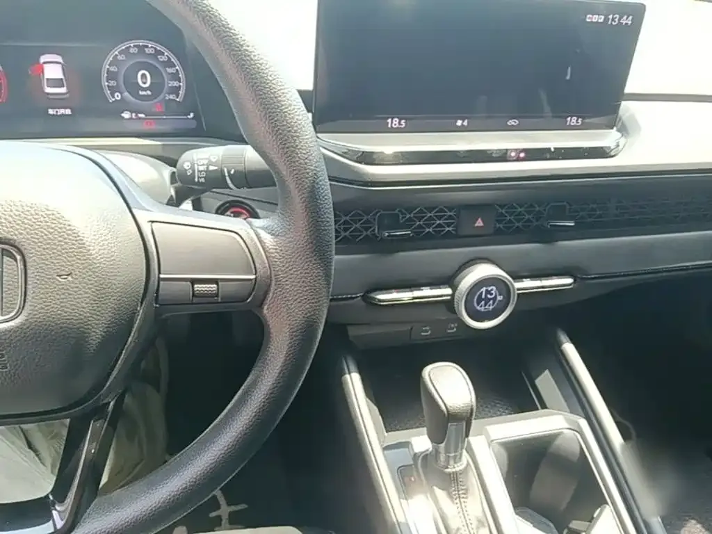 Honda Accord — фото 5