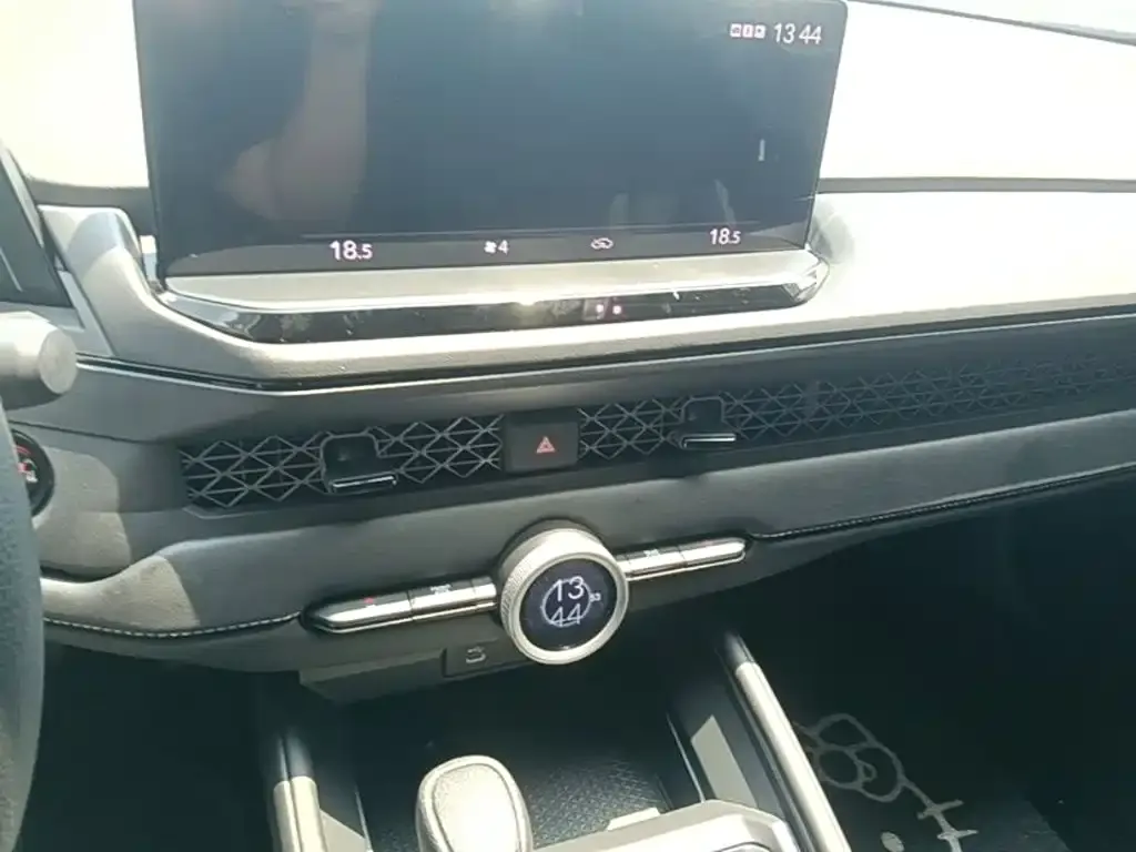 Honda Accord — фото 9