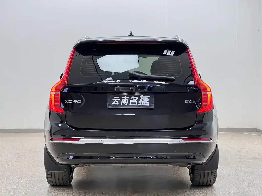 Volvo XC90 — фото 3