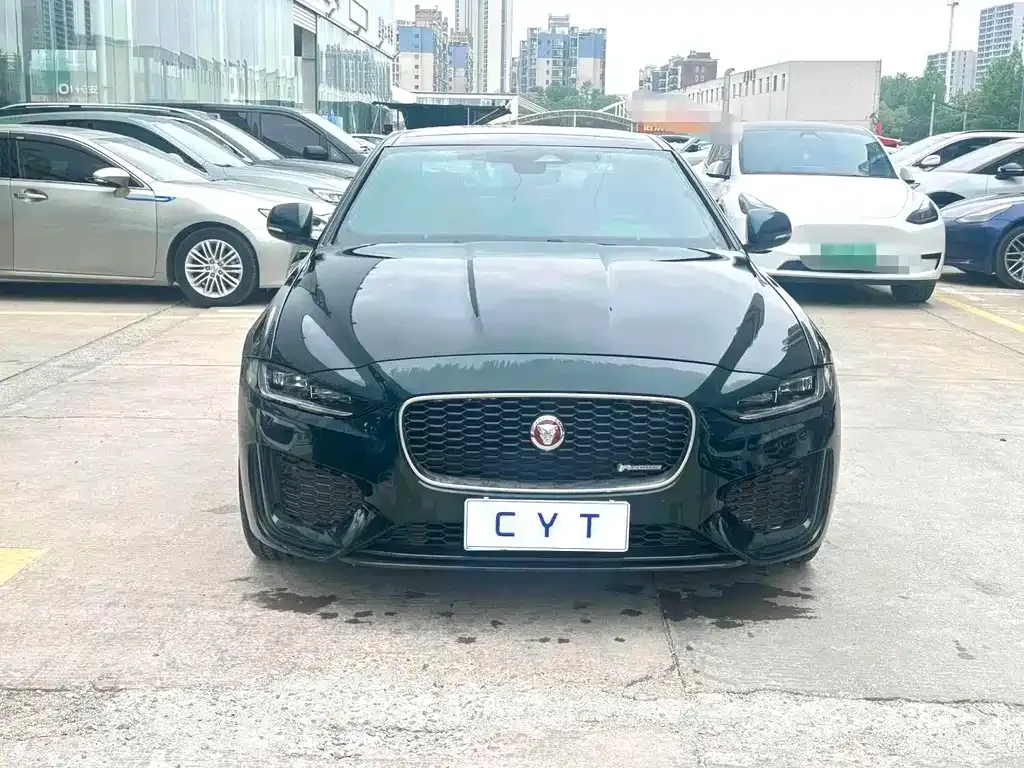 Jaguar XEL — фото 1
