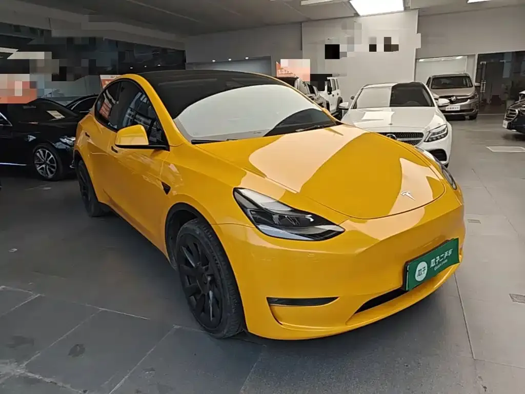 Tesla Model Y — фото 3