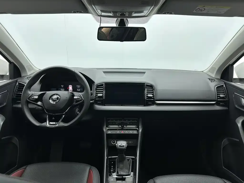 Skoda Karoq — фото 9