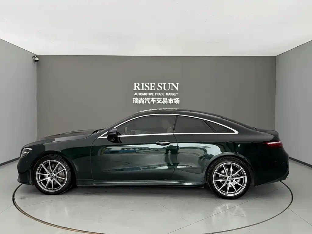 Mercedes-Benz E-Class (Import) — фото 3