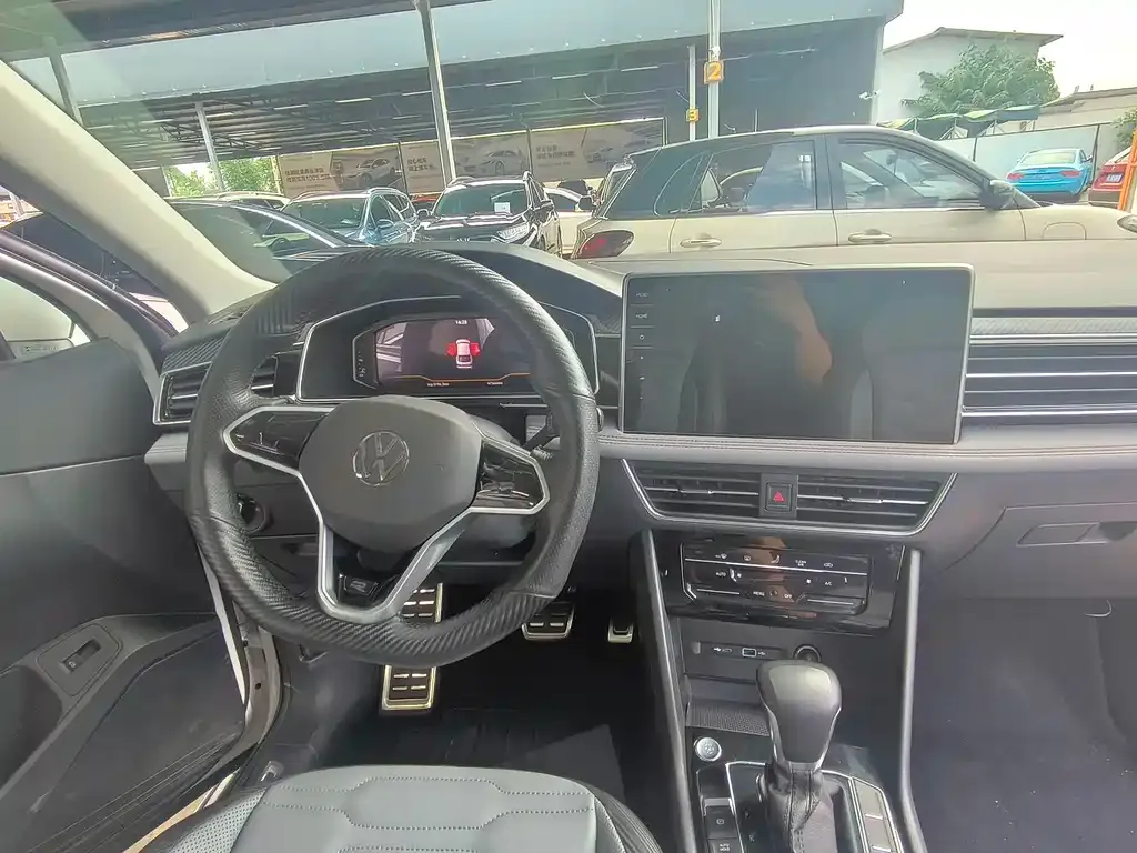 Volkswagen Tiguan X 2022 из CN, фото 10