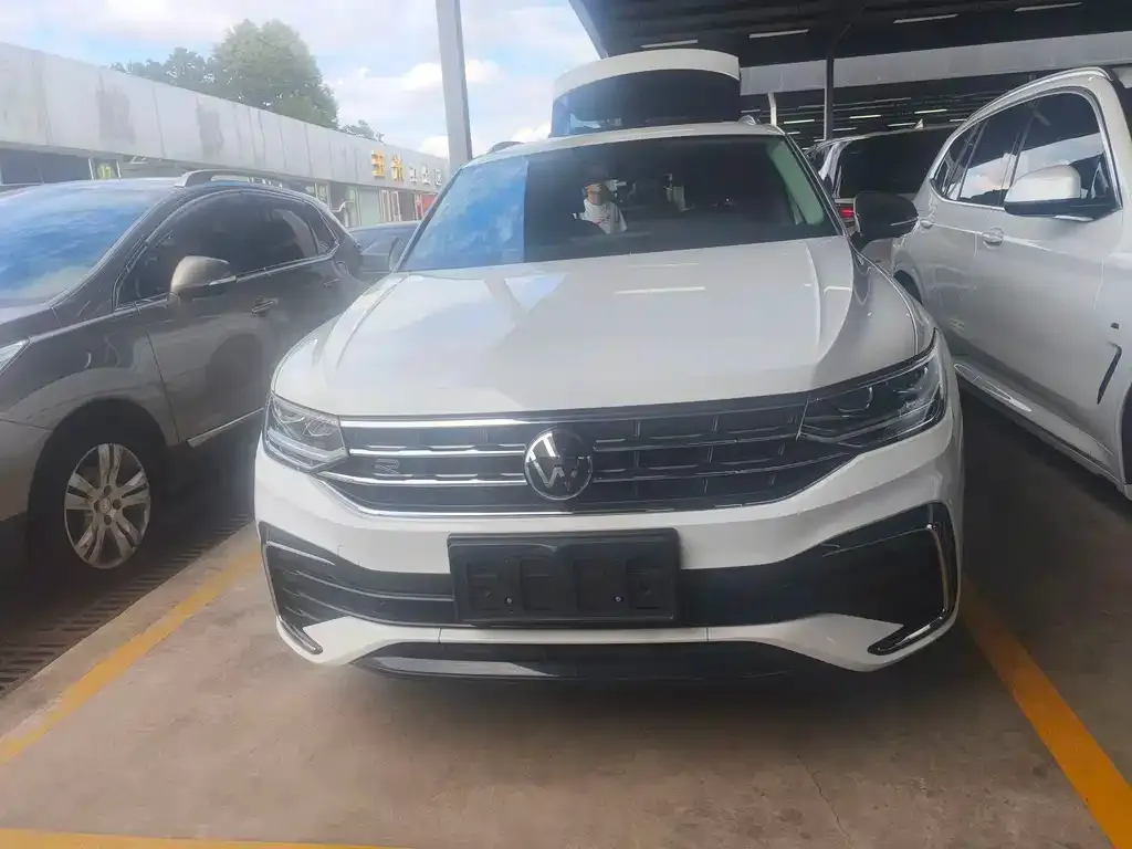 Volkswagen Tiguan X 2022 из CN, фото 4