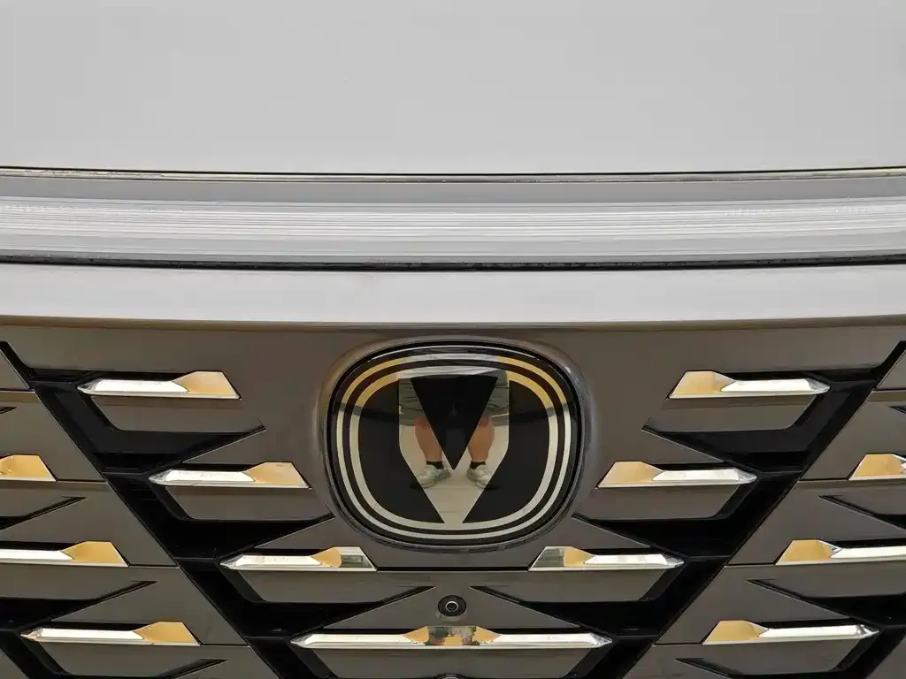 Changan CS75PLUS — фото 2