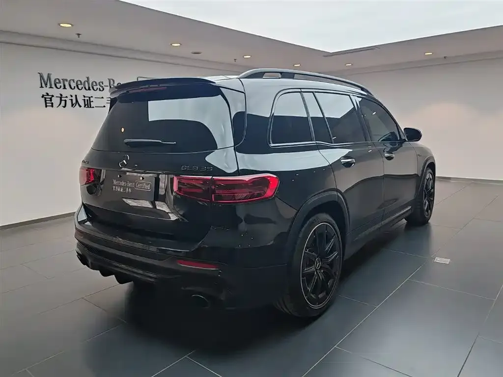 Mercedes-Benz GLB AMG — фото 6