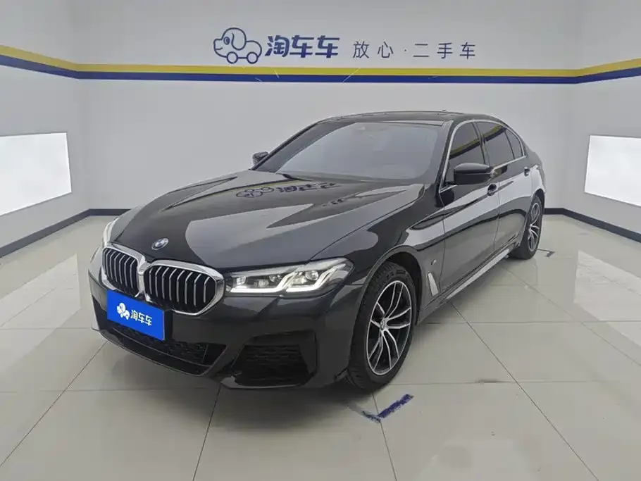 BMW 5 Series — фото 1