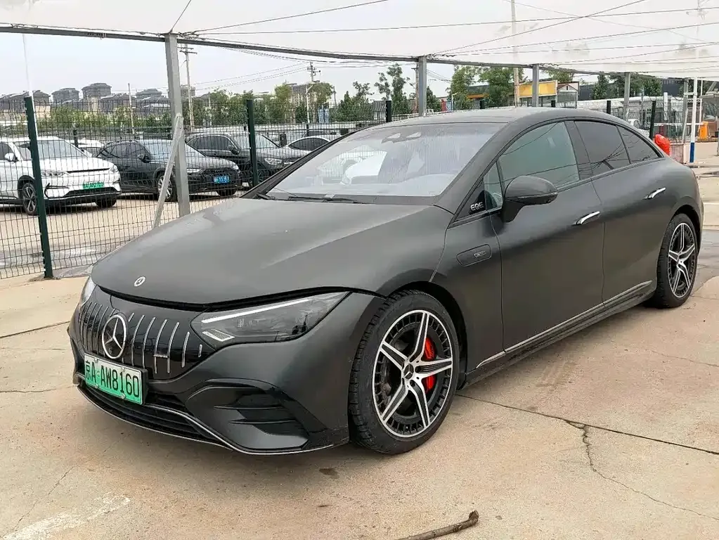 Mercedes-Benz EQE AMG — фото 1