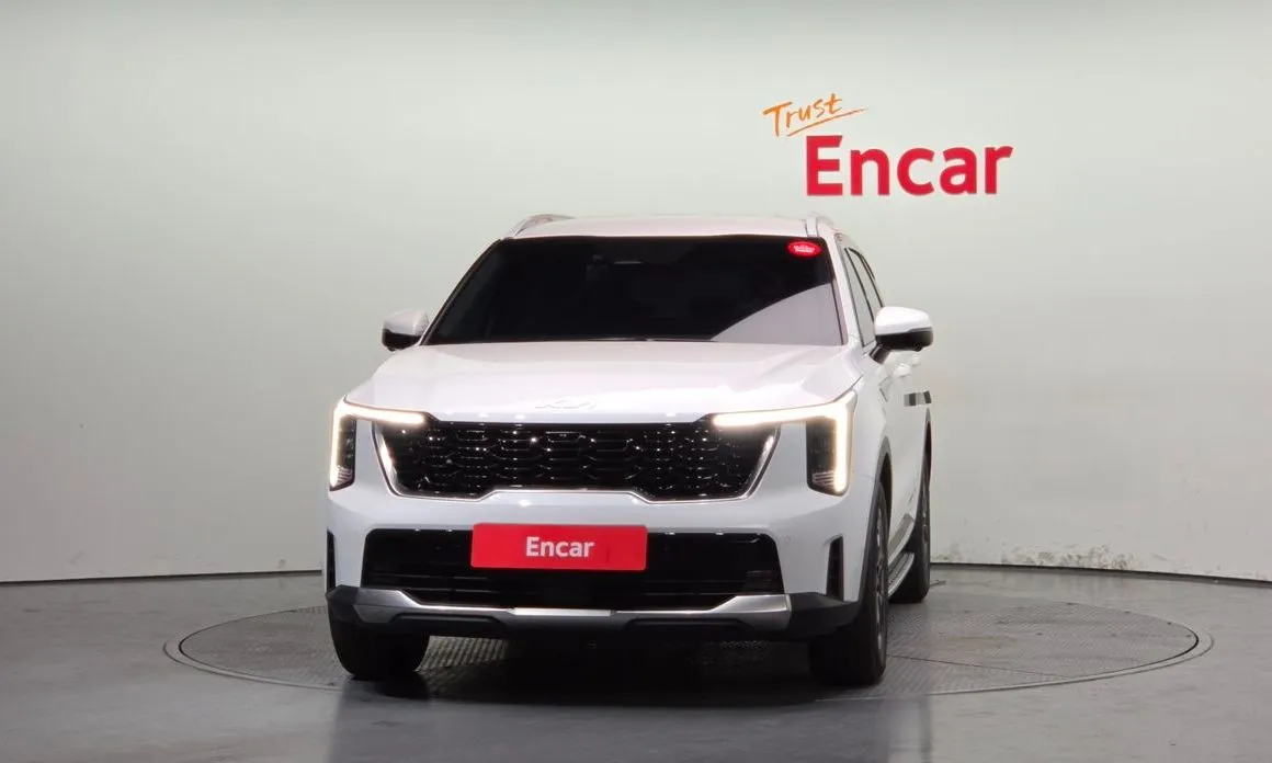 Kia Sorento — фото 8