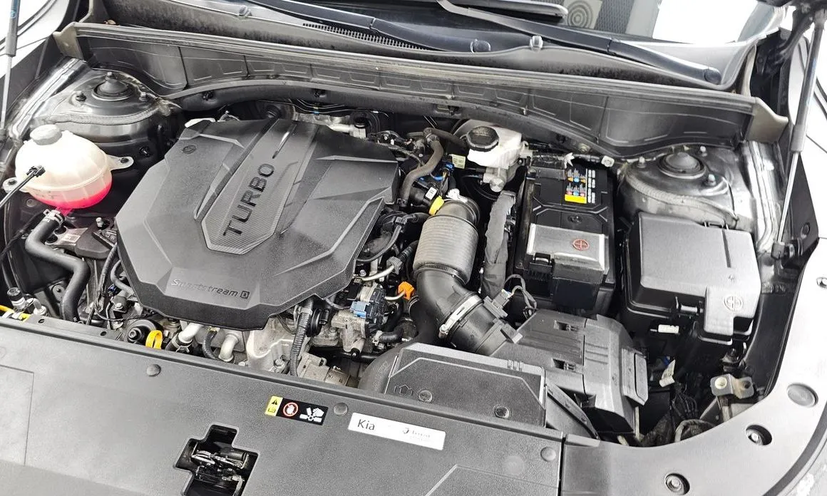 Kia Sorento — фото 4