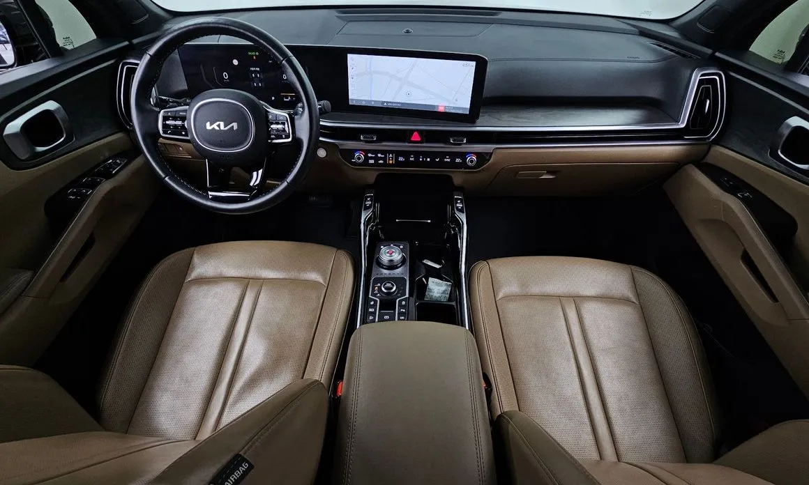 Kia Sorento — фото 8