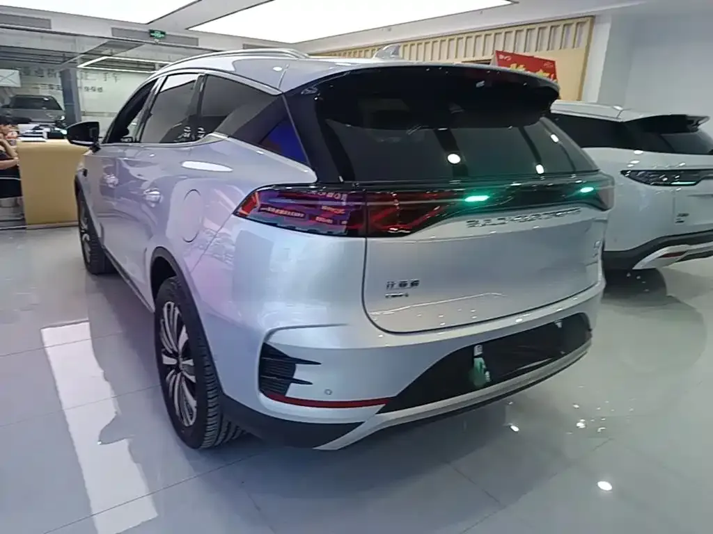 BYD Tang New Energy — фото 3