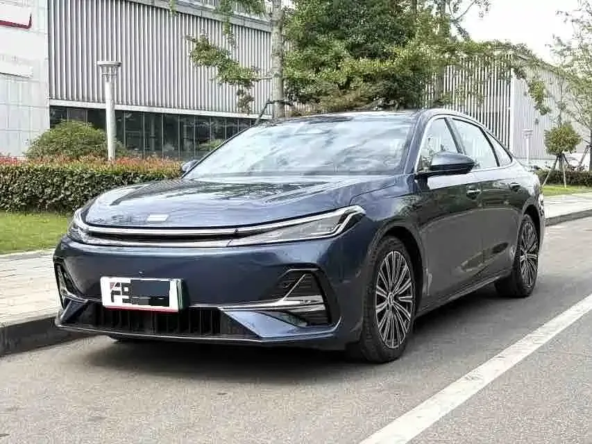 Geely 银河A7 EM — фото 1